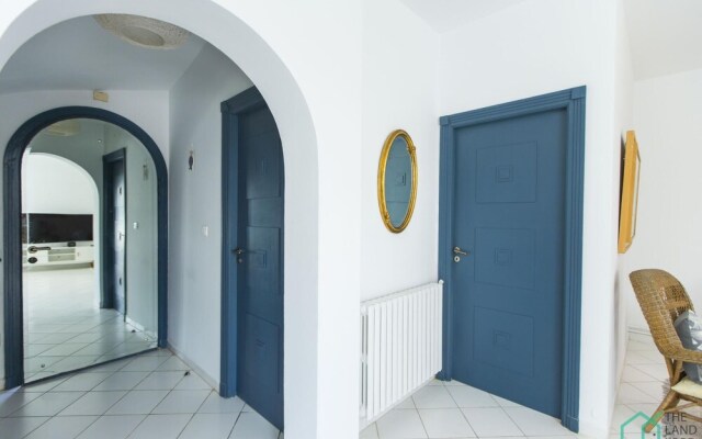 Duplex With Sea View in a Hotel Complex