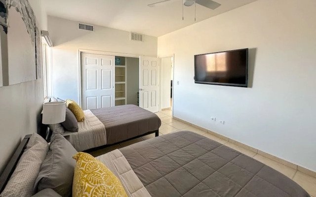 Relaxing Getaway 2BR Condo