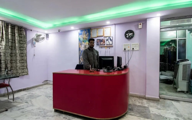 Viraj Hotel By OYO Rooms