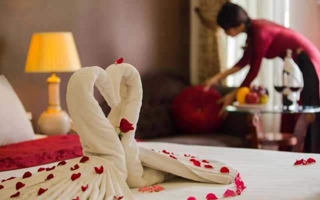 Golden Lotus Legend Hotel