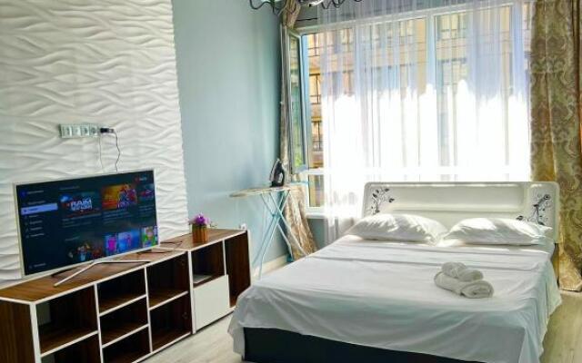 Element Apartments 1 room near MEGA Alma Ata