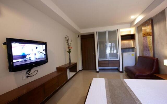Collection O The Bangkok Cha Cha Suite