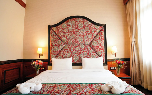 Orsino Resort Mall Road