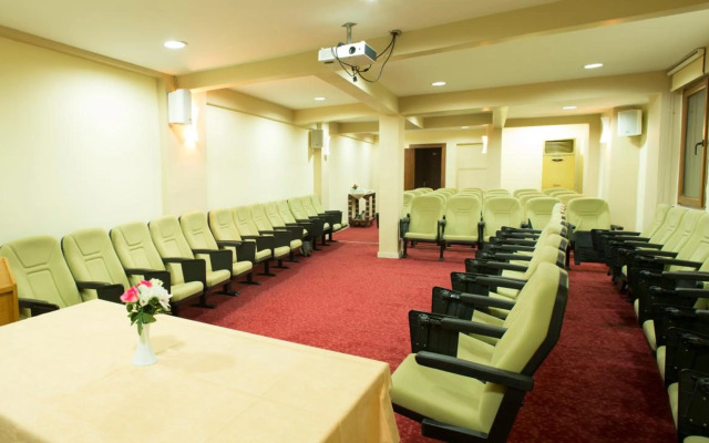 Ilkbal Deluxe Hotel & Spa