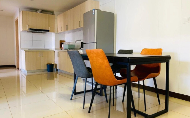 Phoenix Apartment by LINK