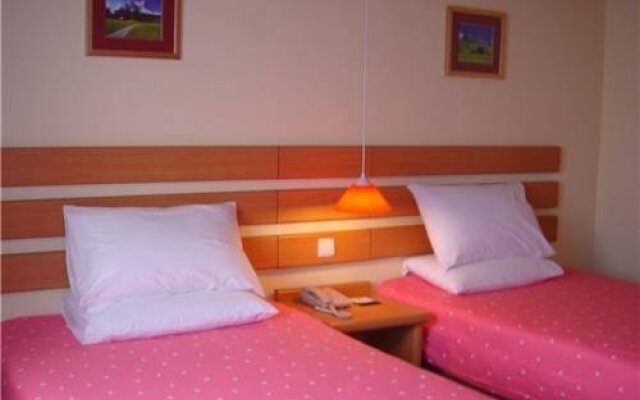 Super 8 Hotel (Shanghai North Zhongshan Road Lantian Road)
