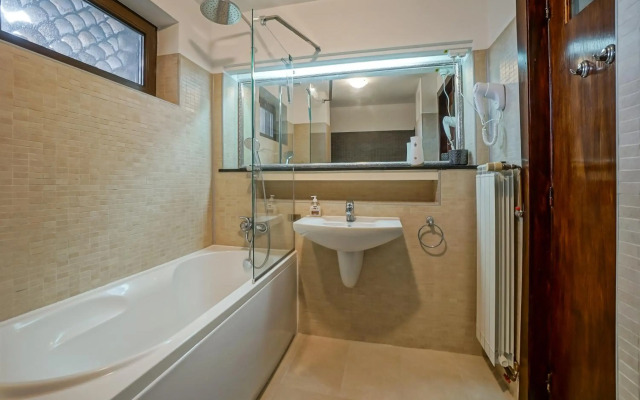 Lovely - 3 Bdr. Serviced Apartment In Old Town