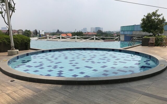 Well Appointed 1BR Apartment at Cinere Bellevue Suites