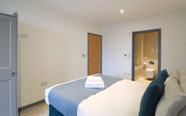 Canning Town by Viridian Apartments