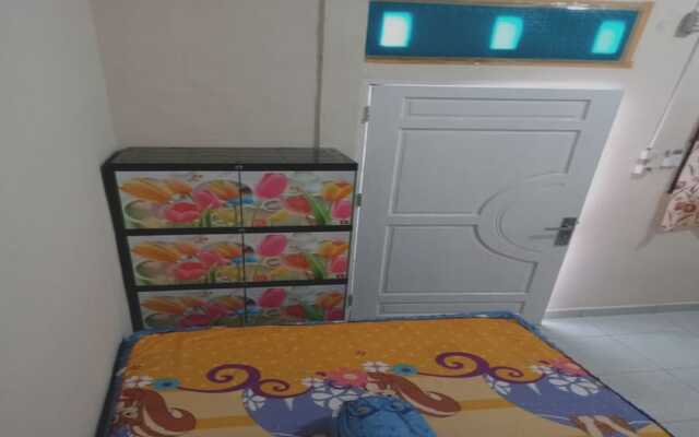 OYO 92881 Nany Ayahanda Syariah