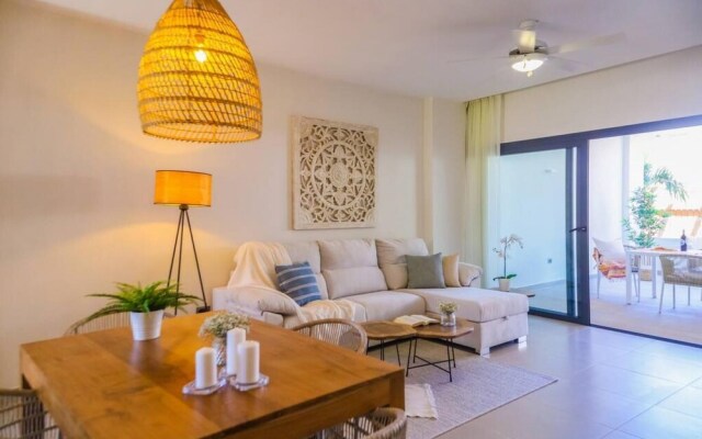 Modern and Spacious Condo Steps From the Beach