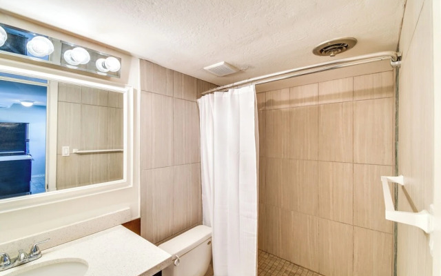 Near Fashion Square & Old Town: Scottsdale Condo!