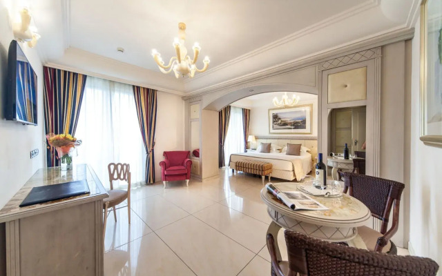 Hotel Palace