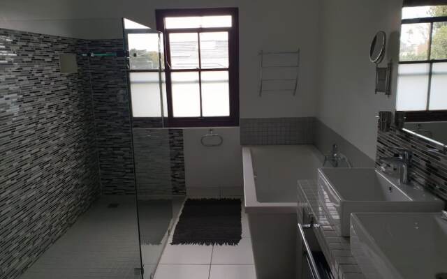 Port Del Mar Luxury Guesthouse