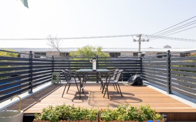 No.7 Courtyard