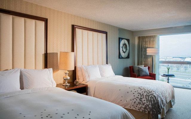 Renaissance Newark Airport Hotel