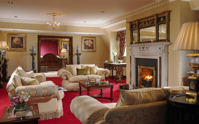 Citywest Hotel