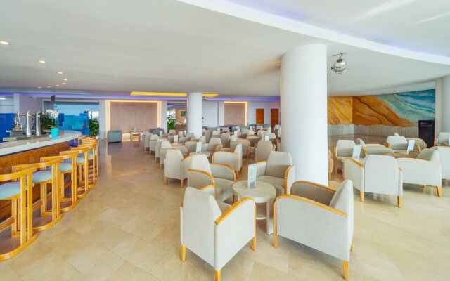 Aparthotel Fontanellas Playa