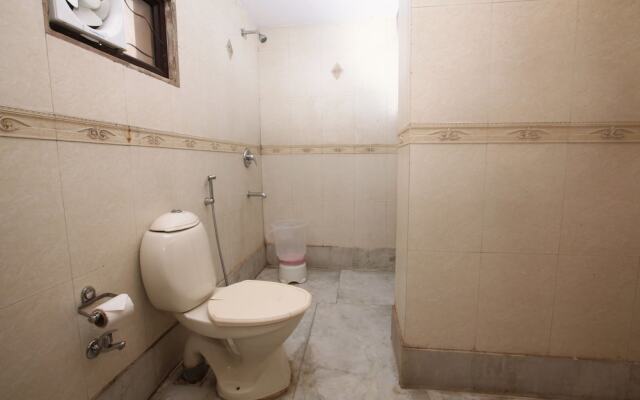 OYO 337 Hotel Anand