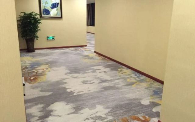 Tianqiyuan Business Hotel