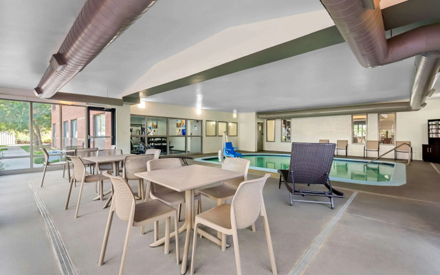 Comfort Suites Denver North - Westminster