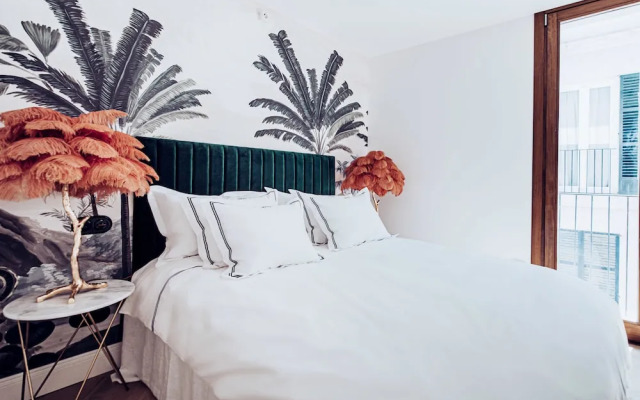 Ocho Suites & Kitchen