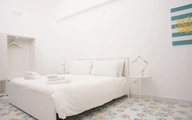 B&B Vesuvius Central