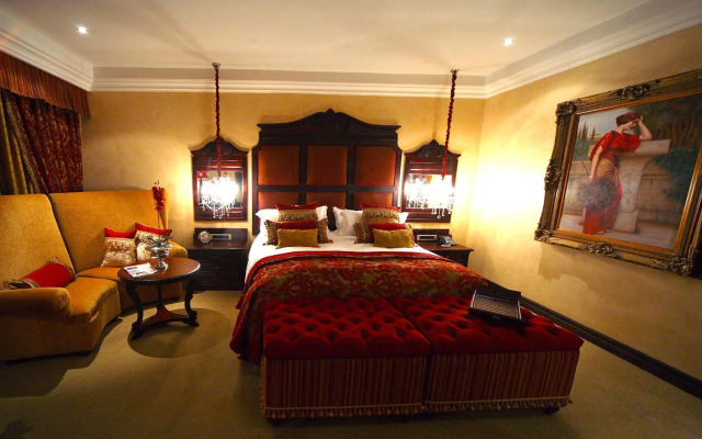 Fusion Boutique Hotel