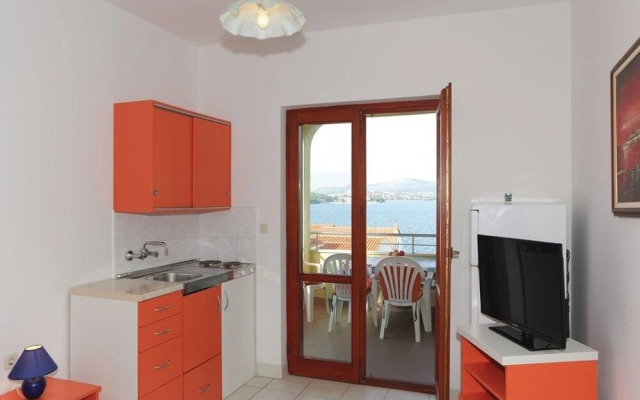 Vik - 60 m From the sea - A2