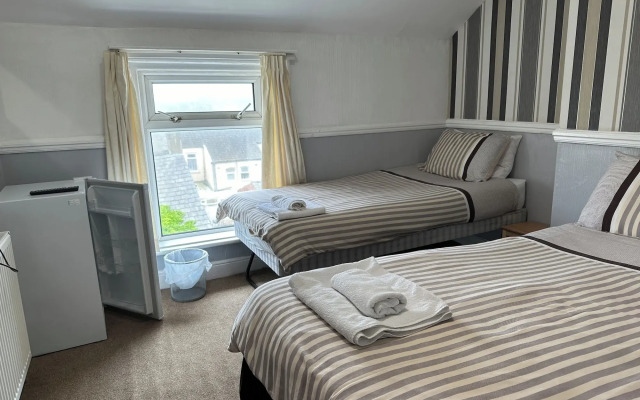 Tuxford House Hotel
