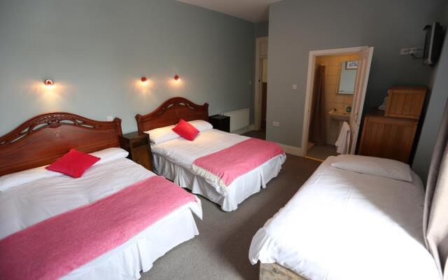 Rolling Wave Guesthouse