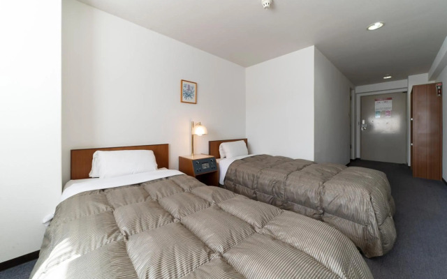 Econo Higashi Kanazawa