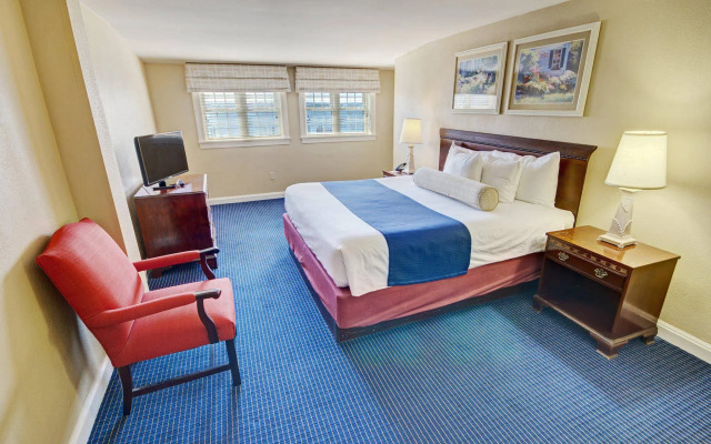 Club Wyndham Newport Onshore
