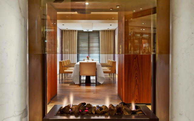 Le Metropolitan Paris Tour Eiffel, a Tribute Portfolio Hotel