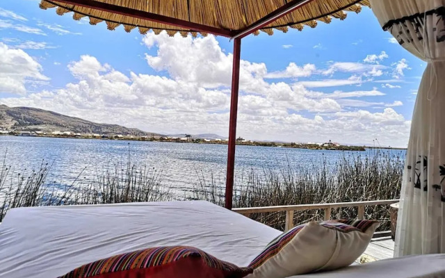 Uros Titicaca Marca Lodge