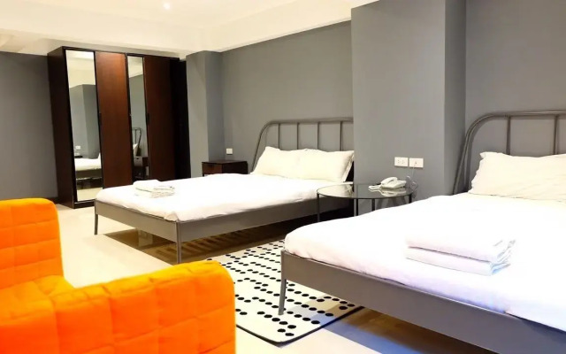 Cloud 9 Lodge