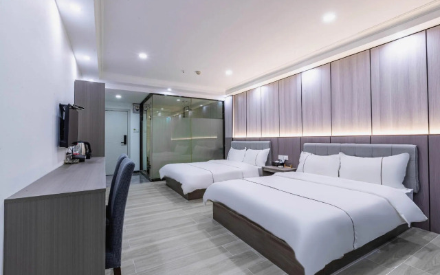 Yelin Hotel (Shenzhen Ailian Subway Station)