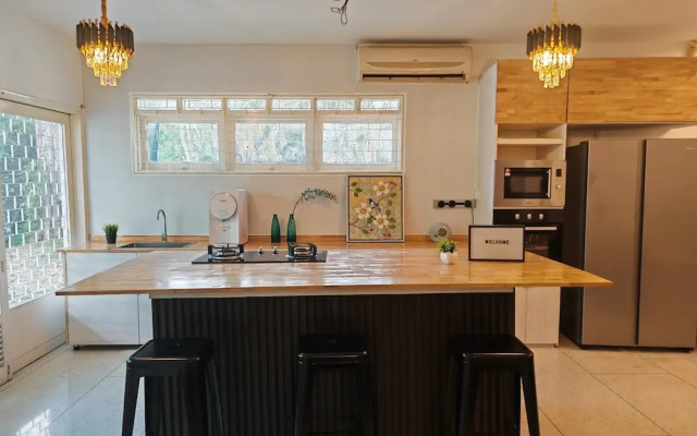 Taman Duta KL Deluxe Villa by uBook