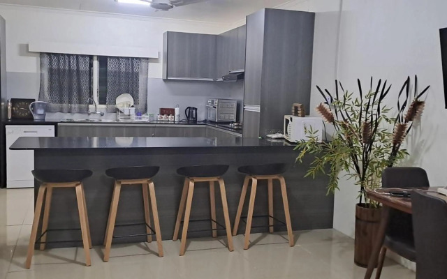 ABM Court Holiday Apartments