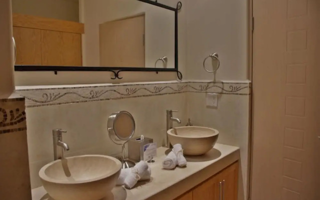 Unit 4A Ground Floor 2 Bdrm.2 Bath Luxury Condo Centrally Located in Cabo