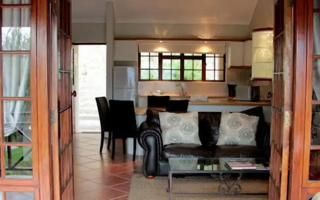 MontMartre Chalets and Guest House