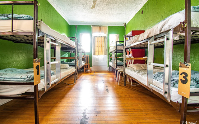 Auberge du Plateau - Hostel