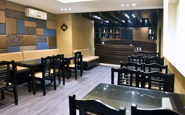 OYO 3412 Hotel Moti Mahal