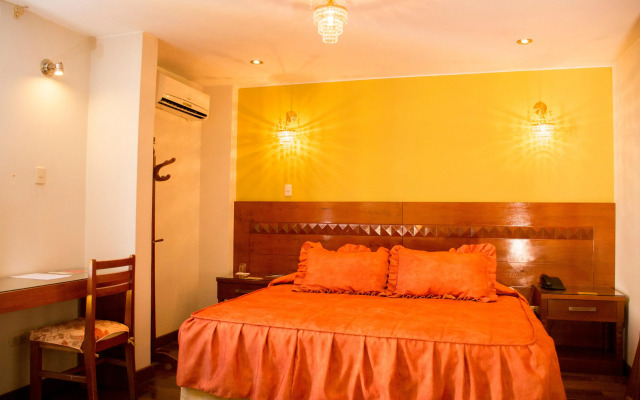 Hotel Tikary