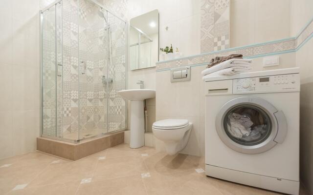 ApartHause на улице Азина