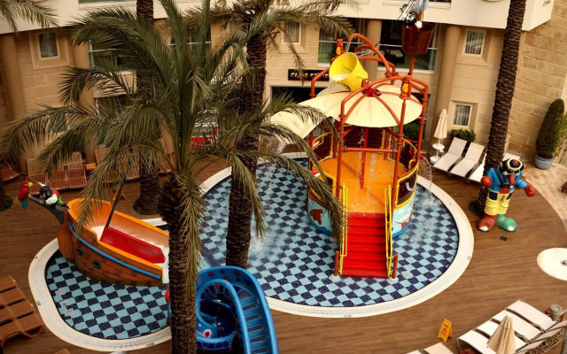 Grand Cettia Hotel