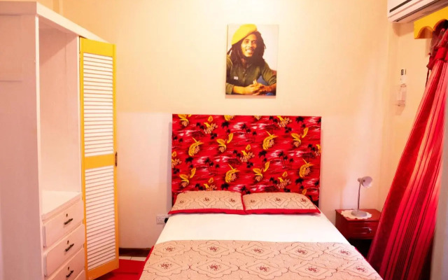 Tropical Breeze Guest House