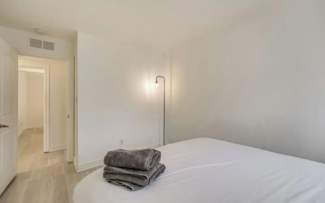 Trendy Birmingham House w/ Laundry Amenities!