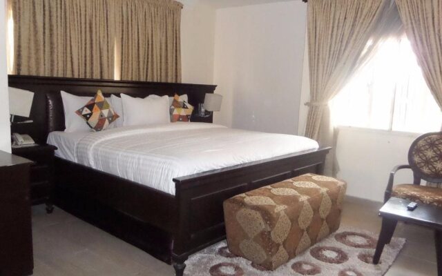 Larry Mitchelle Suites