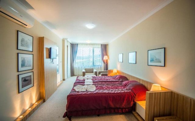 Arkutino Family Resort
